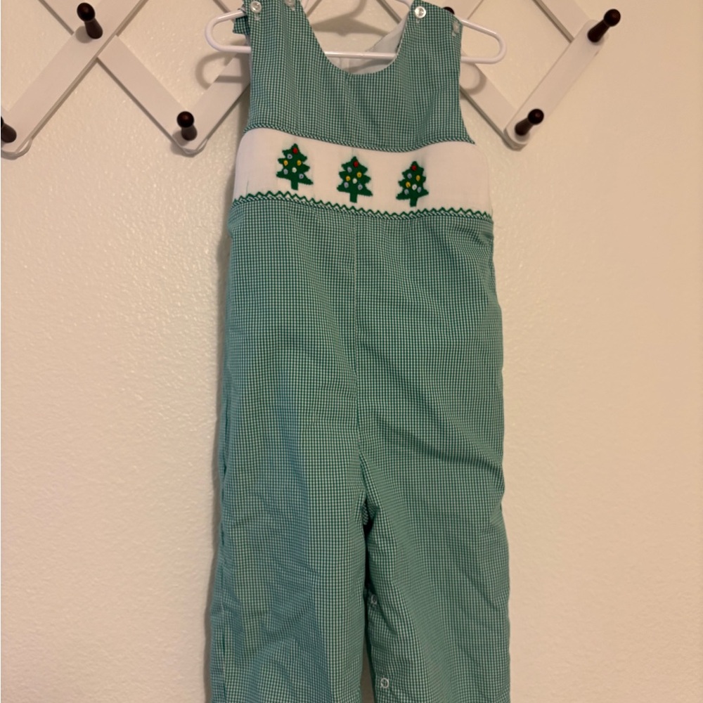 Stitchy Fish Christmas Tree Trio Smocked Jon Jon